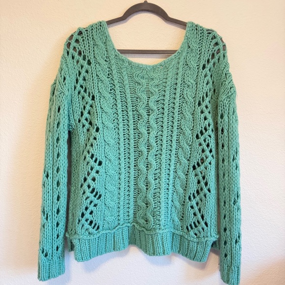 Free People Fluff cableknit chunky pullover sweater, scoop neck, green sz M - Picture 9 of 13
